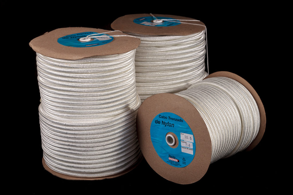 cables-de-nylon-rigidos-para-seguridad