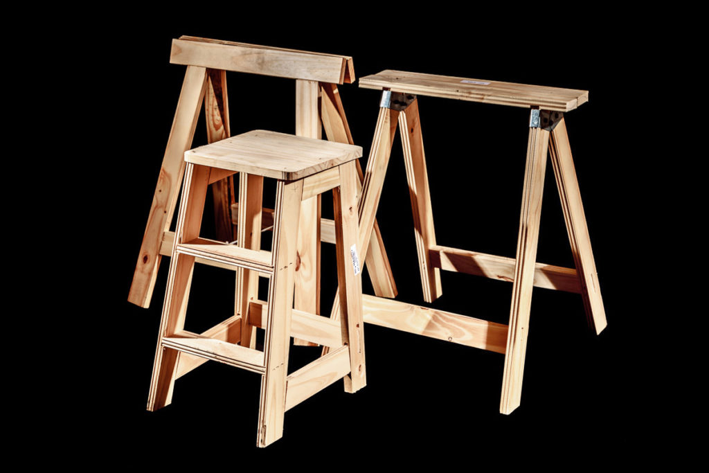 productos-varios-en-madera-de-pino-elliotis-2